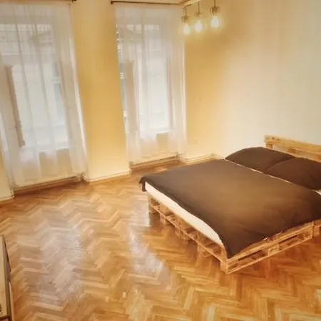 Jedinecny V Historickom Centre Kosic Apartment *